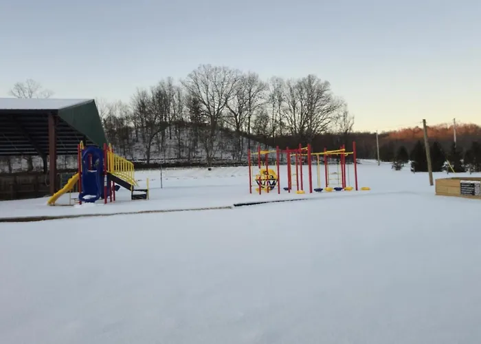 Pine Creek Cabins & Camping Resort